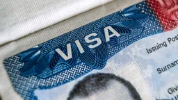 США ужесточили правила выдачи виз студентам и журналистам